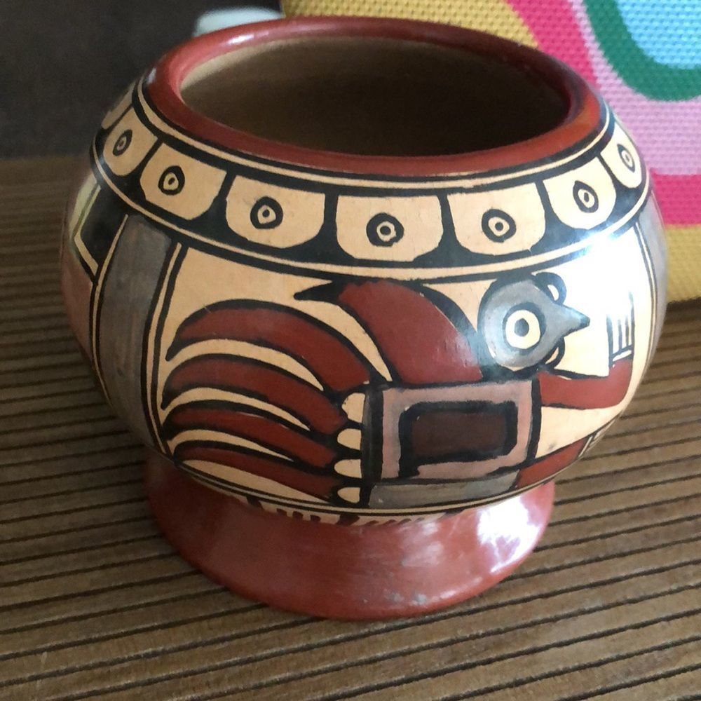 NECOYA PEDESTAL BOWL - Picture 5 of 6